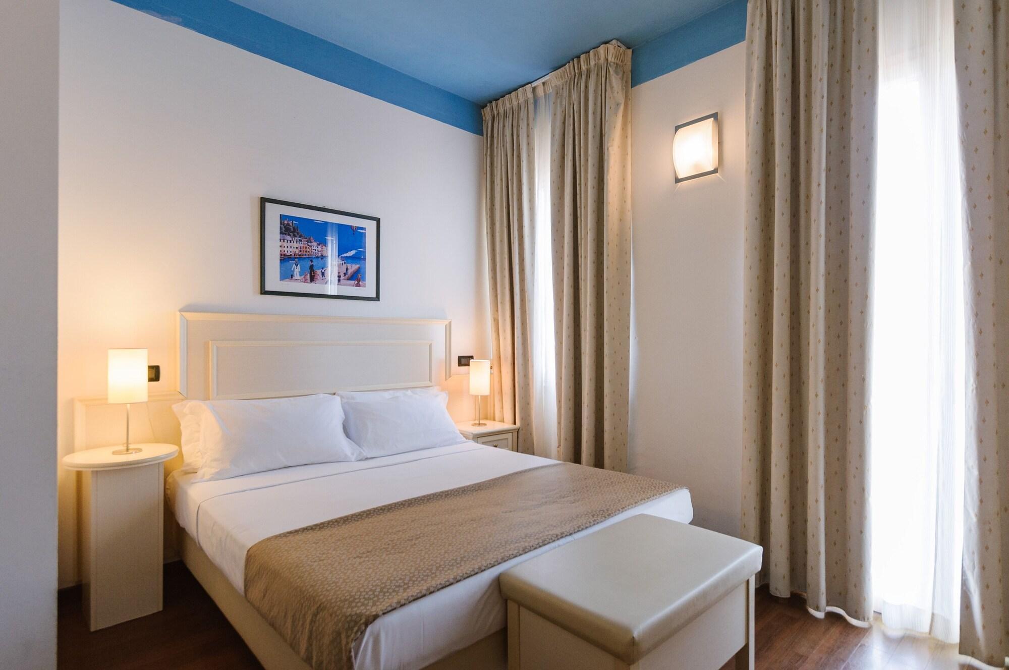 Hotel Fra I Pini Rimini Bagian luar foto