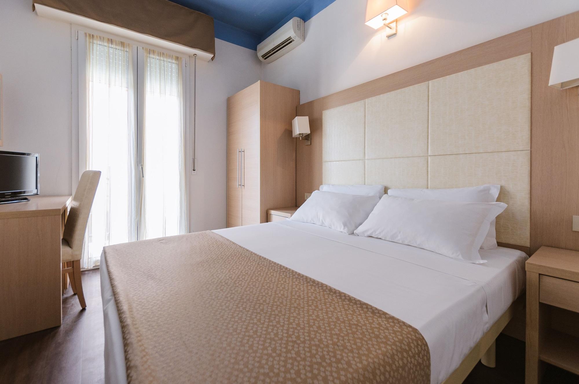 Hotel Fra I Pini Rimini Bagian luar foto